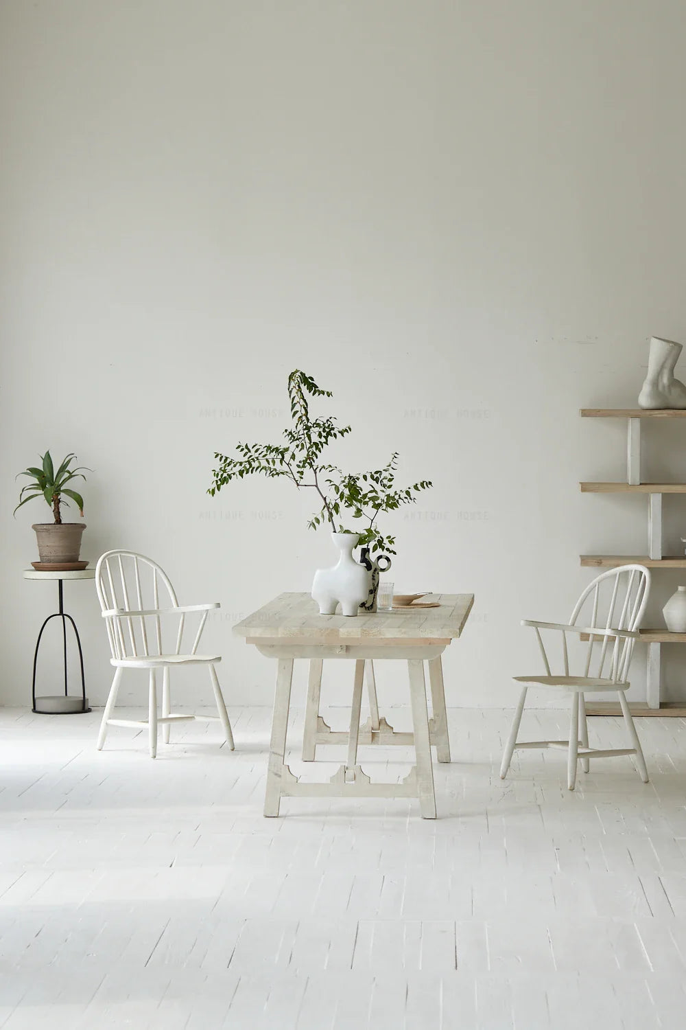 Mid-Century Vintage Natural Recycled Solid Pine Wood 6-Seater Dining Table
