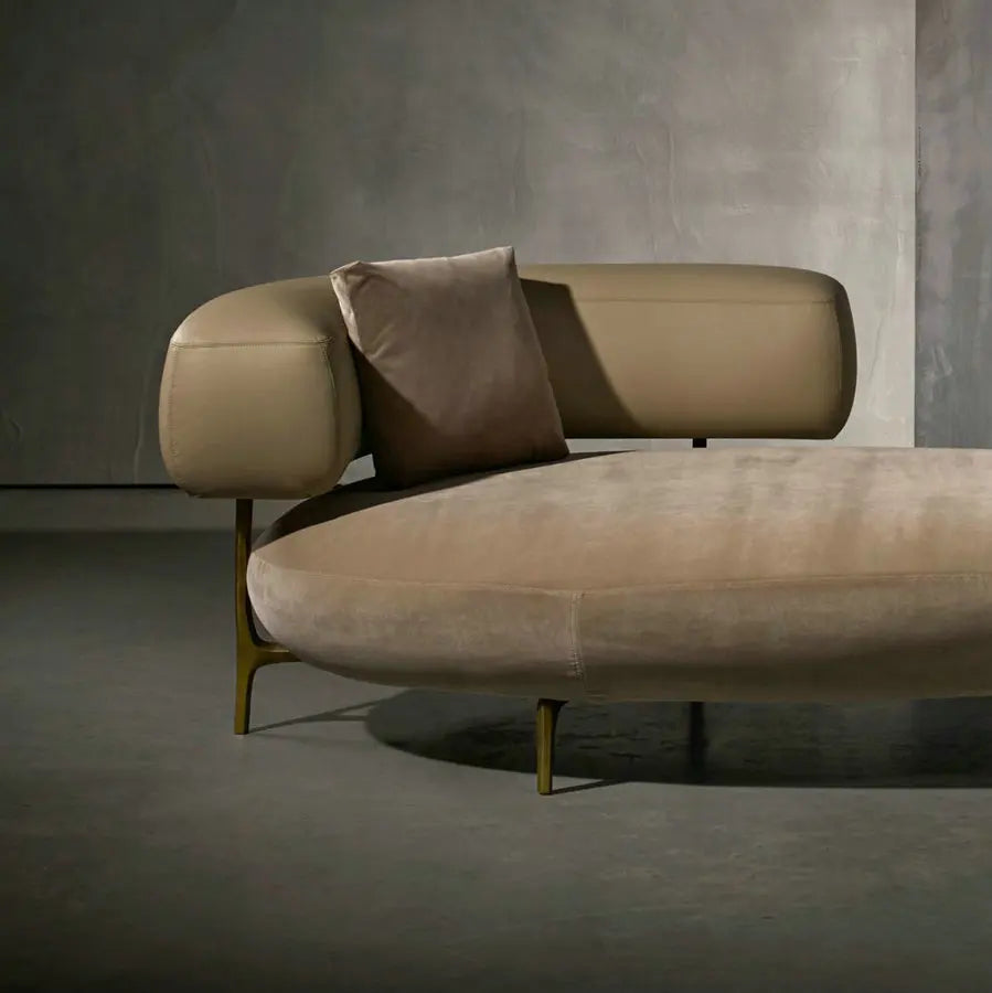 Luxurious Velvet Round Upholstered Sofa Chaise Lounge Daybed