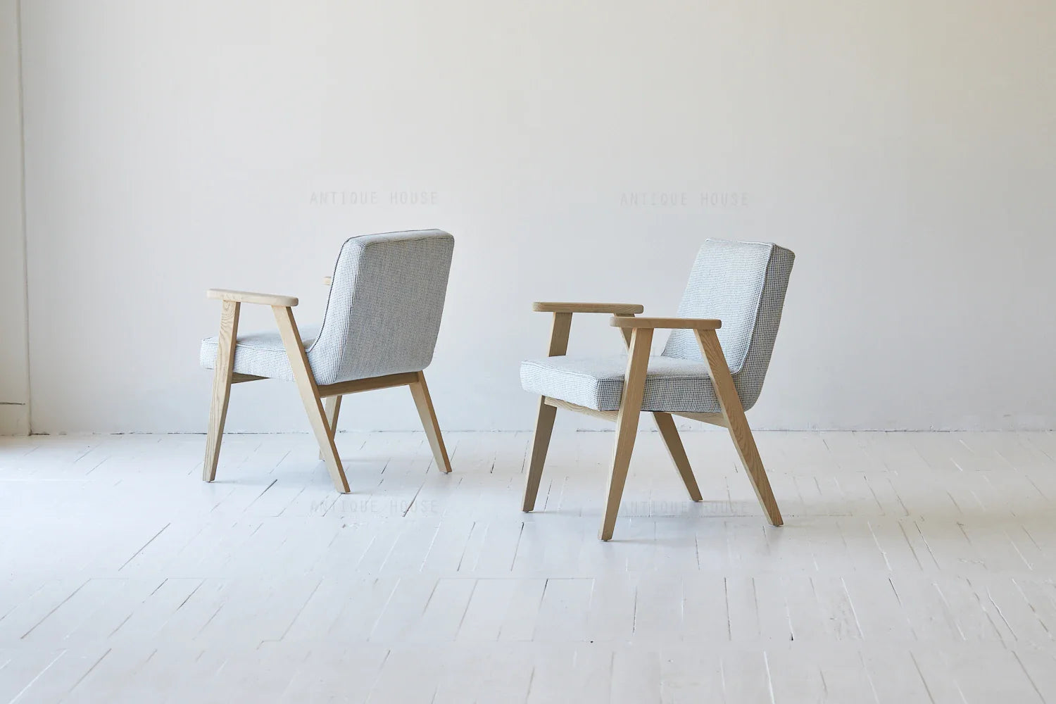 Modern Minimalist Japandi Style Relaxing Living Room Accent Chair