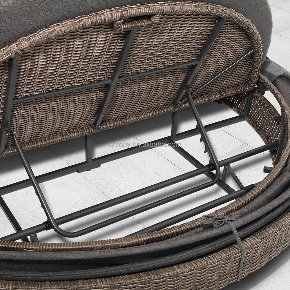 Commercial Grade All Weather Rattan Outdoor Resort Poolside Lounge Daybed