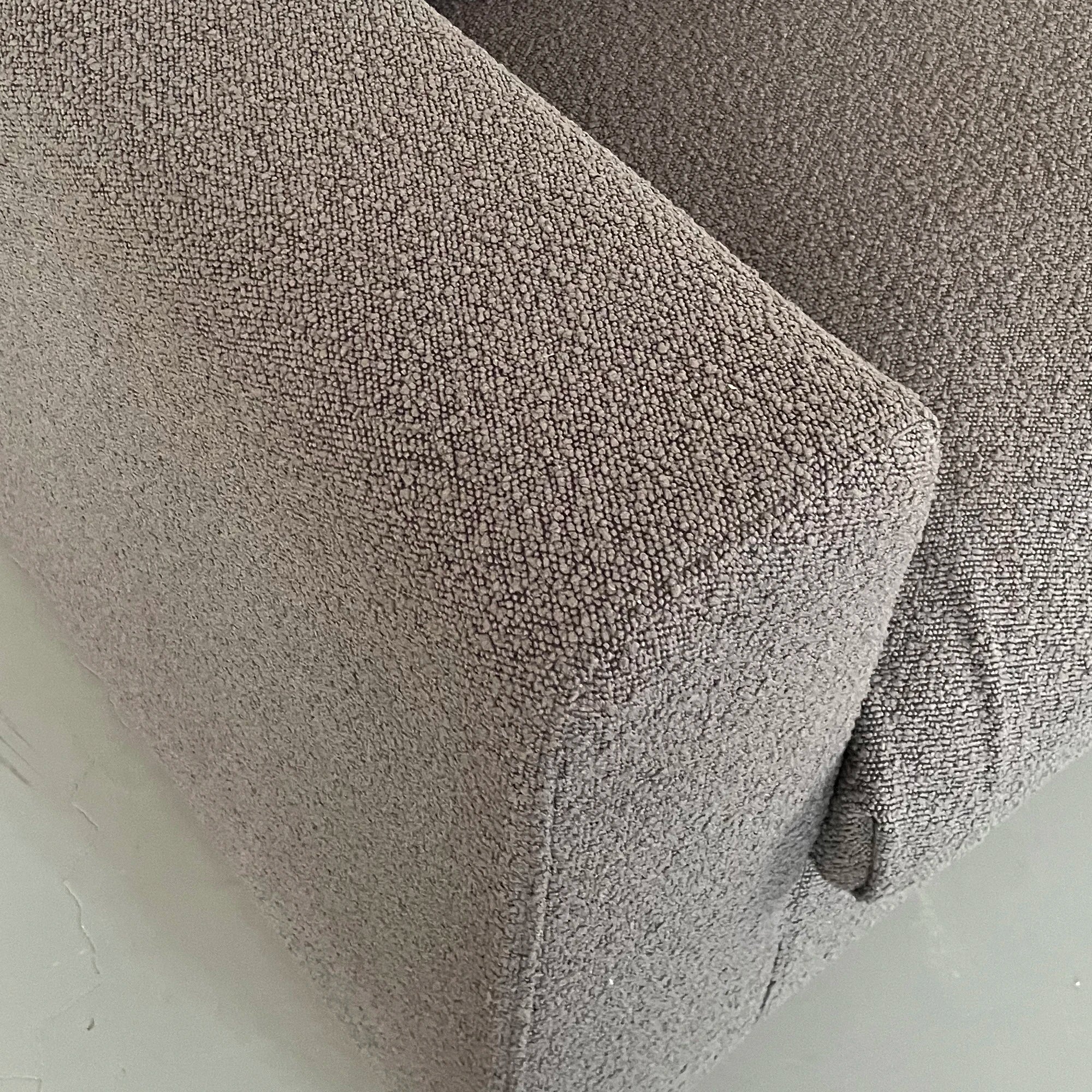 Luxurious 3-Seater Boucle Fabric Sofa: Modern Living Room Couch, Wood Frame