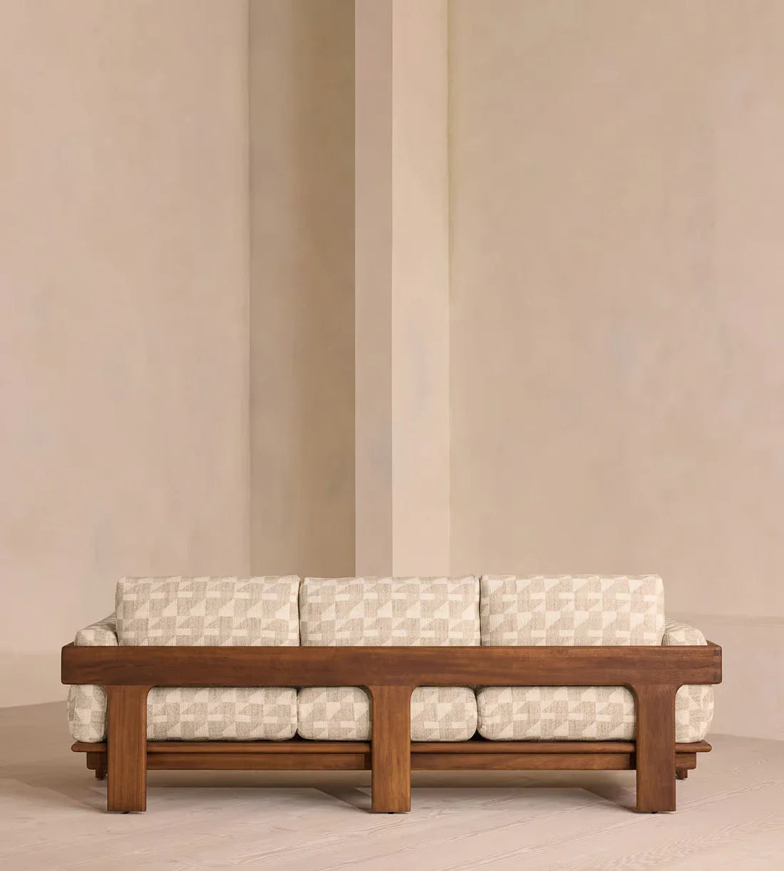 Luxurious Modern Fabric Sofa Chaise; Comfortable Living Room, Bedroom & Hotel Seating