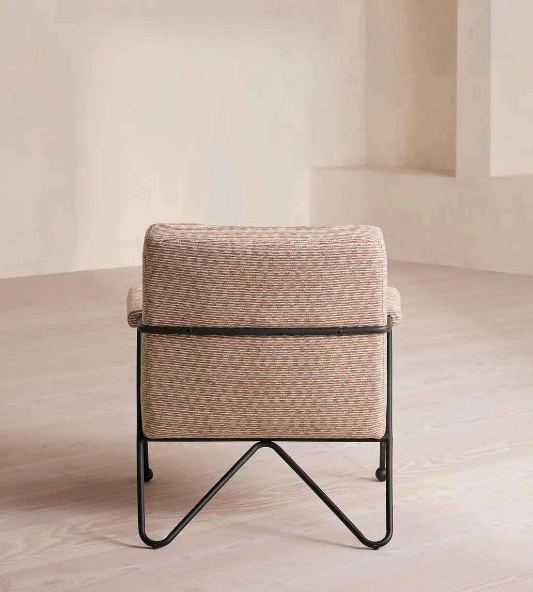 Plush Single-Seat Outdoor Fabric Sofa with Durable Aluminum Frame & Oak Legs