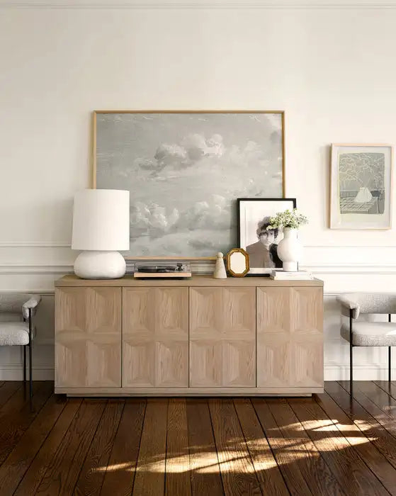 Elegant Hand-Carved Oak Wood Floral Sideboard Buffet Cabinet with Console Storage