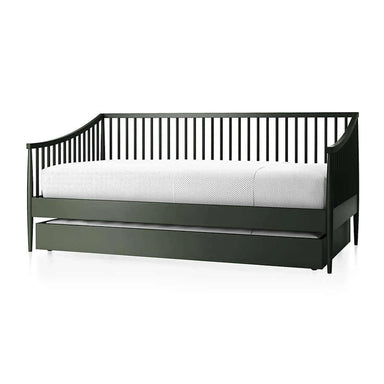 Charming Solid Oak Spindle Daybed with Trundle for Kids & Guest Rooms