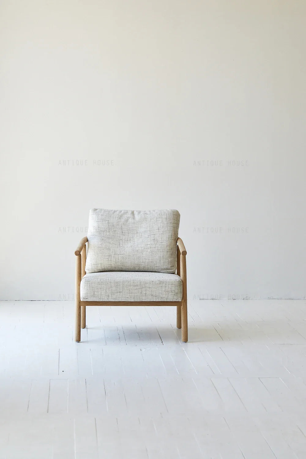Nordic Japandi Oak Armchair: Elegant Minimalist Wabi-Sabi Leisure Sofa Chair