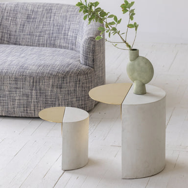 Chic Concrete & Gold Nesting Side Tables - Stackable Round Coffee Table Set
