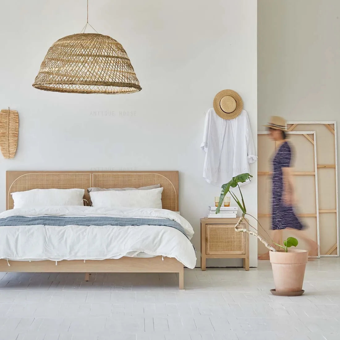 Rustic Boho Oak Rattan Wooden Double Bed Frame for Organic Bedroom Furniture