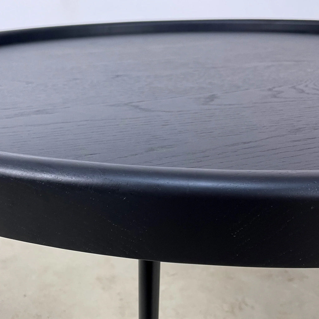 High-Quality Round Solid Oak Wood Coffee Table Black Metal Legs Durable Design