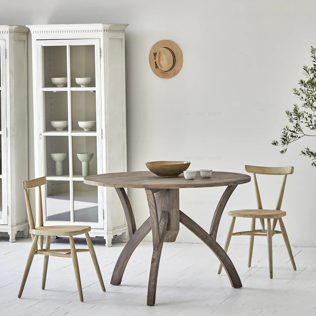 Rustic Reclaimed Pine Round Dining Table - Natural Wabi Sabi Wood Furniture