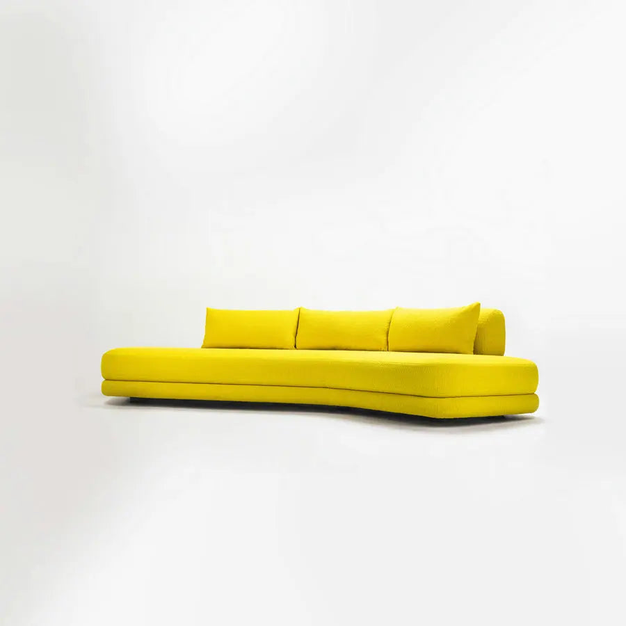 Luxury Curved Boucle Sectional Sofa with Elegant Wooden Base for Modern Living Spaces