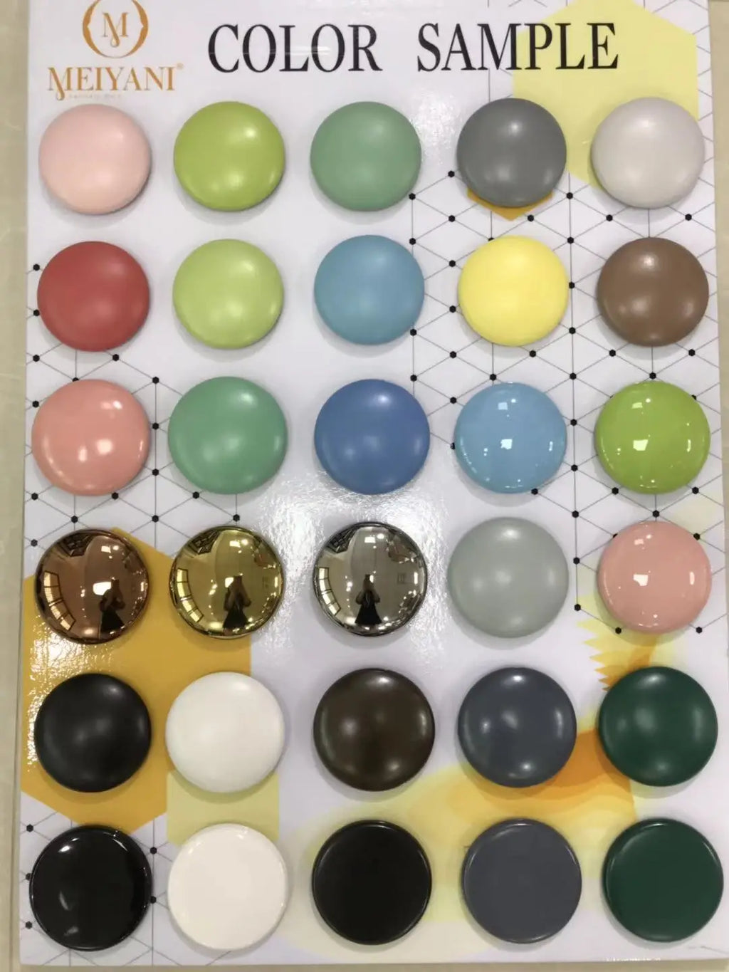 https://sc04.alicdn.com/kf/H6d3b1dc2448646f79d123e4b6b03da77u.jpg