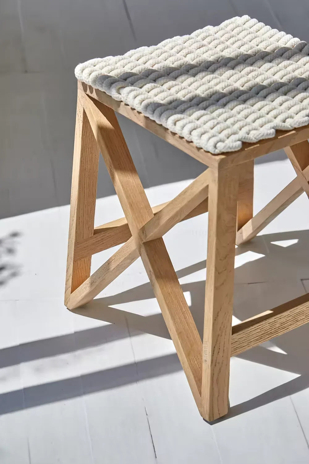 Versatile Scandinavian Modern Wood Stool: Elegant Side Table and Dining Chair