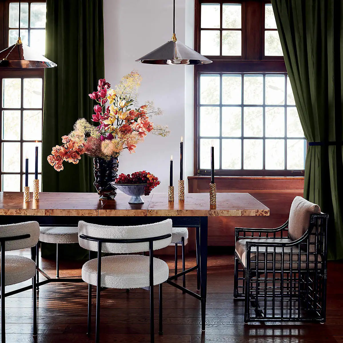Elegant Ivory Boucle Dining Chair - Modern Metal Frame, Comfortable Chic Design