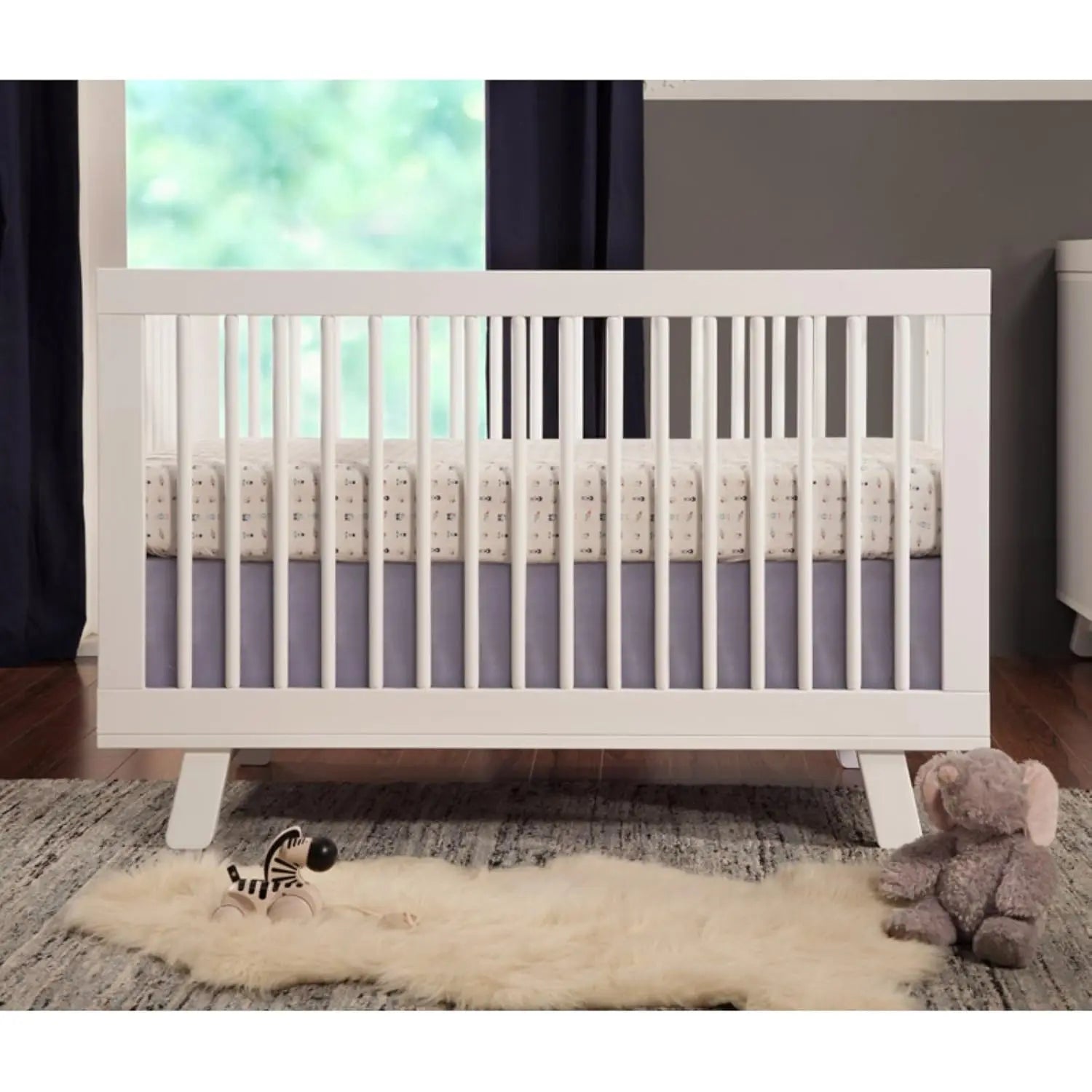 Versatile 3-in-1 Wooden Convertible Baby Crib Toddler Bed Daybed, Adjustable Heights