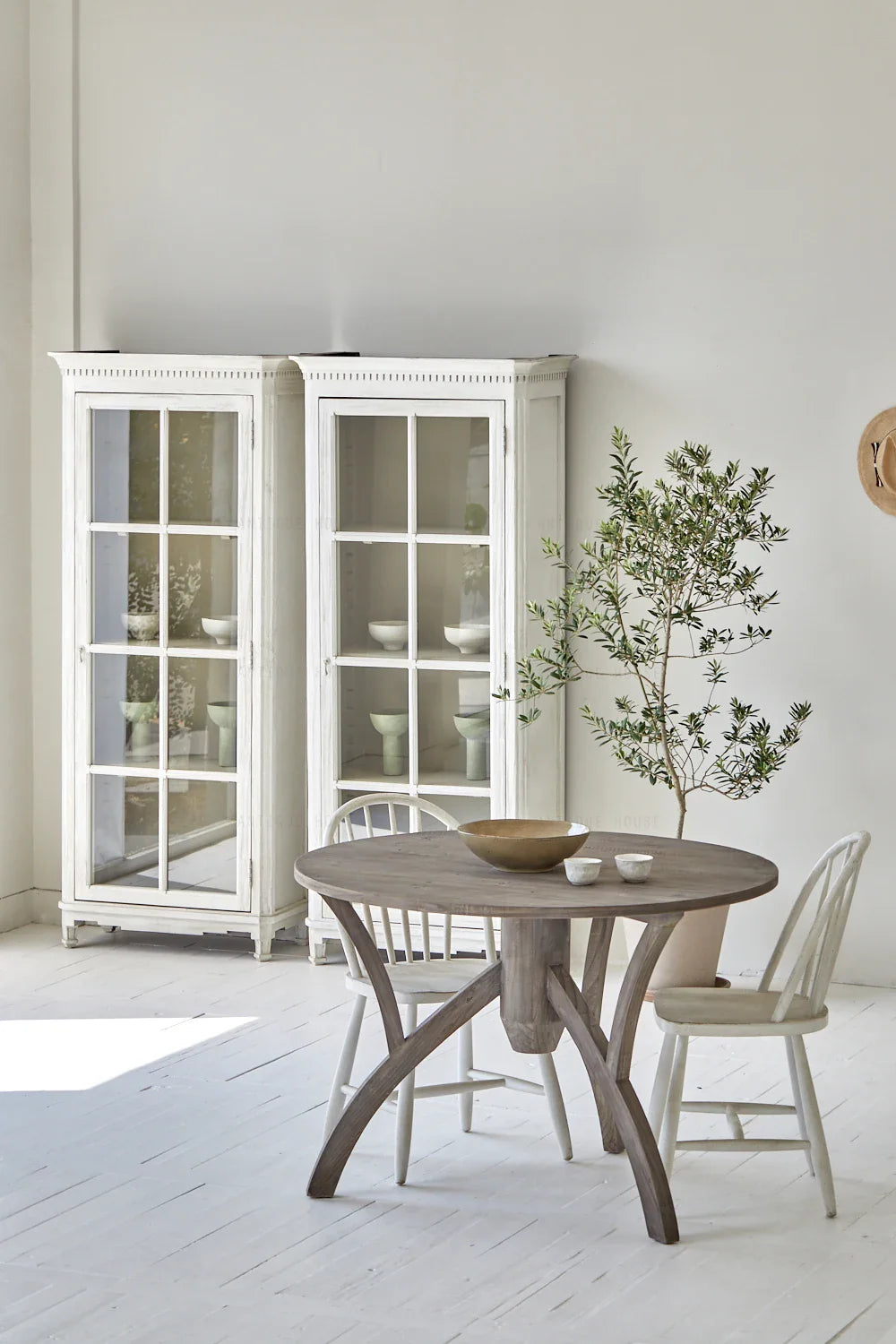 Rustic Reclaimed Pine Round Dining Table - Natural Wabi Sabi Wood Furniture