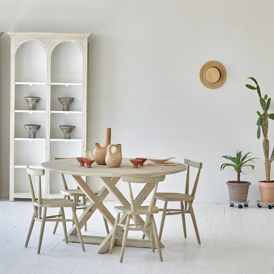 Rustic Wabi-Sabi Recycled Pine Wood Round Dining Table, Modern Farmhouse Style