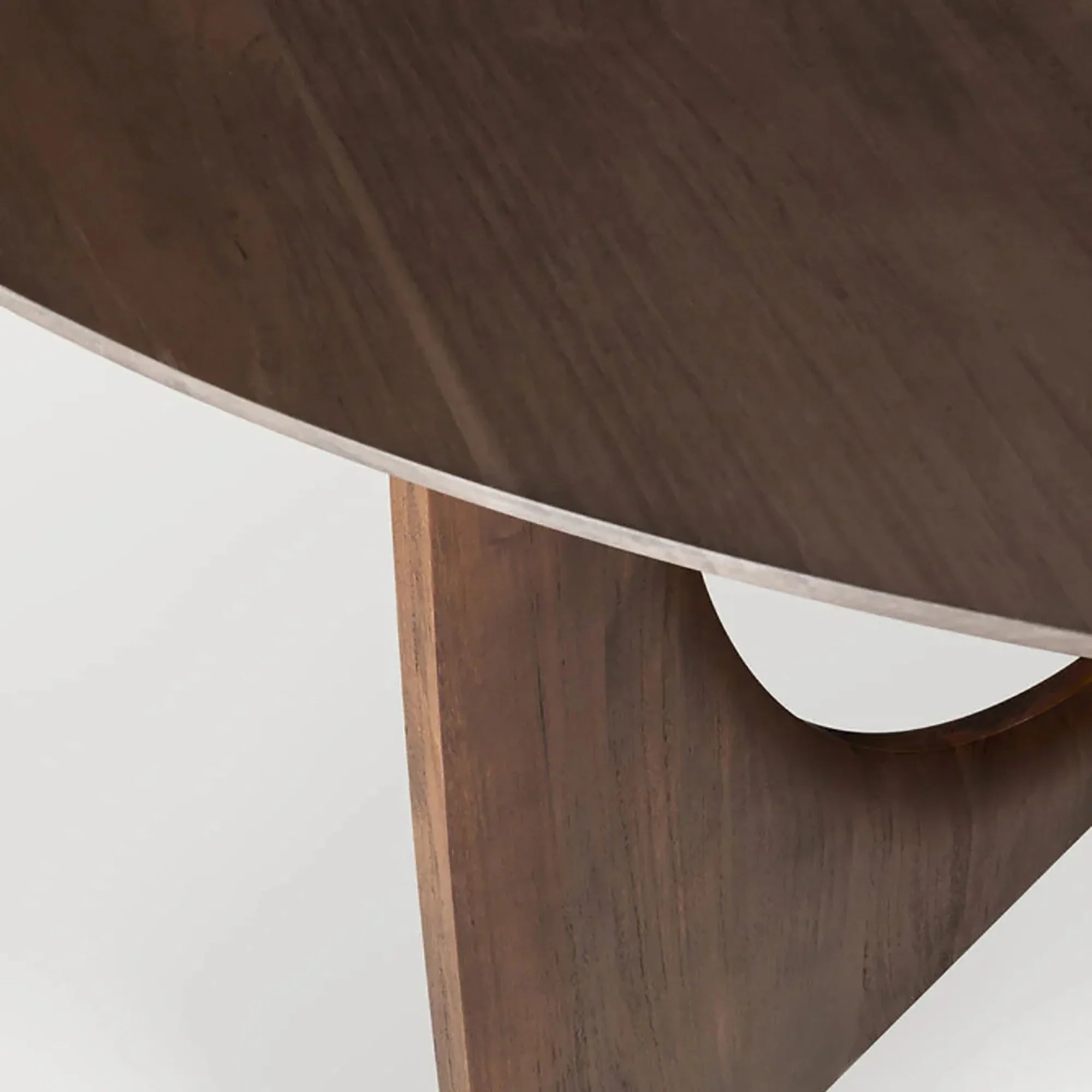 Stunning 59.5'' Solid Oak Round Dining Table, Geometric Crossed Arch Base