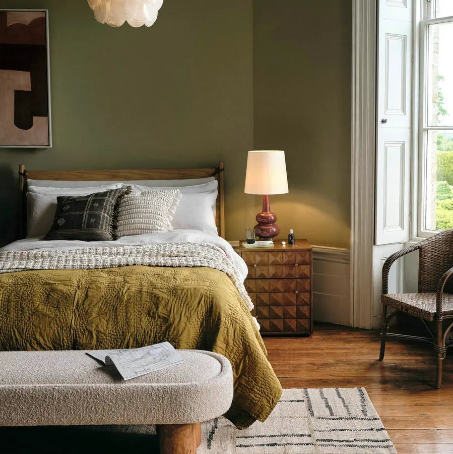 Stylish Fabric Upholstered Ottoman Bench, Modern Wooden Bed End Stool