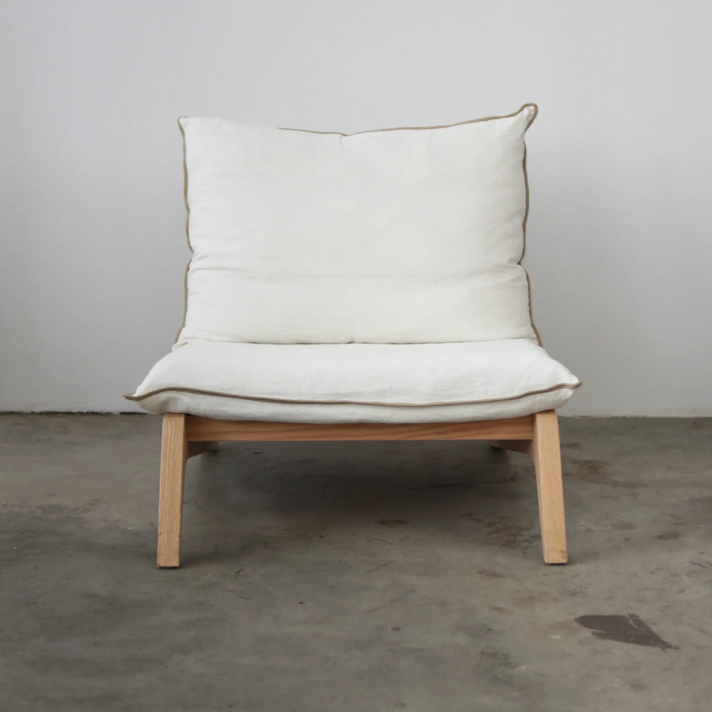 Cozy High Back Boucle Club Chair - Modern White Fleece Living Room Seating