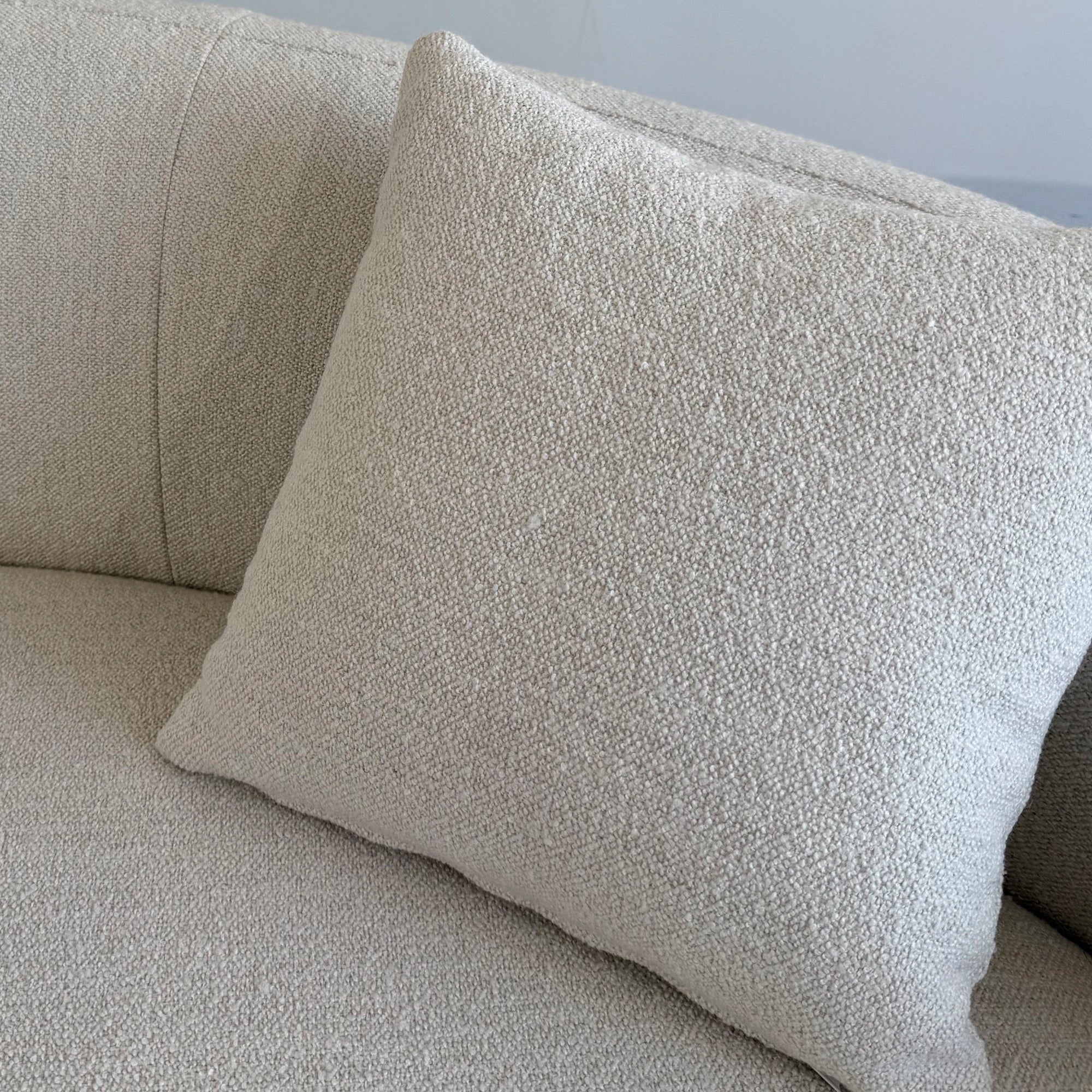 Elegant Curved White Boucle Upholstered Sofa - Modern Rounded Living Room Couch
