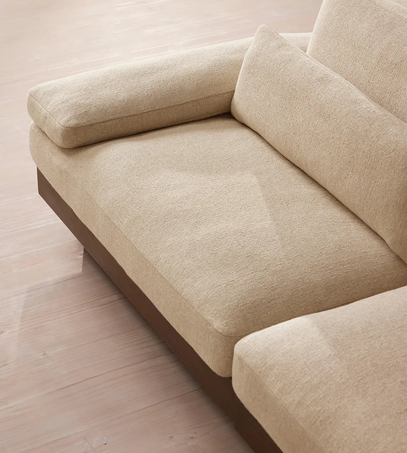 Luxurious Italian Minimalist Fabric L-Shape Sofa for Modern Living Rooms