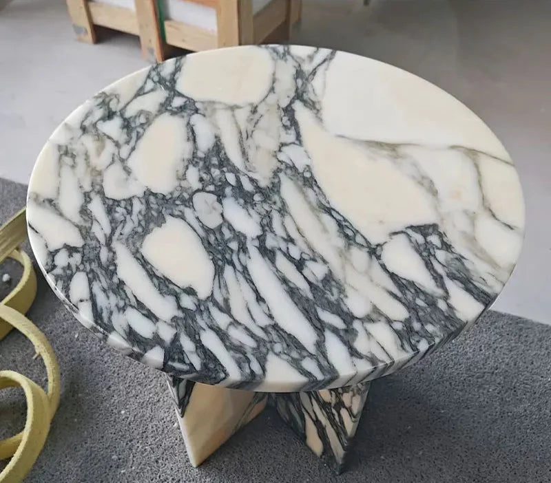 Elegant Green Italian Marble Side Table - Durable Modern Coffee Table Accent