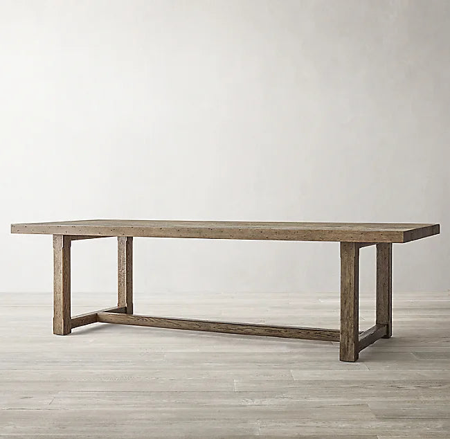 Customizable American Solid Oak Dining Table for Restaurant, Hotel, Villa