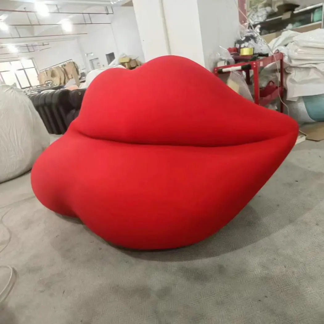 Chic Red Lip-Shaped Velvet Sofa, Modern Living Room Statement Sofa