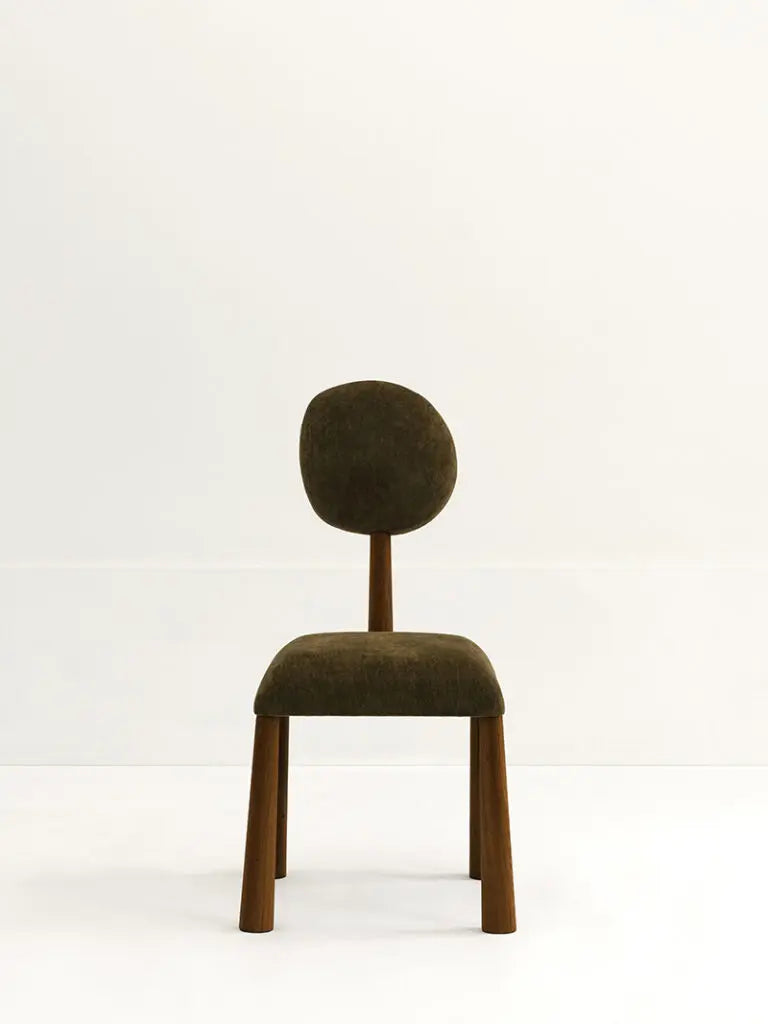 Nordic Style Solid Oak Dining Chair with Linen Upholstery and Round Back