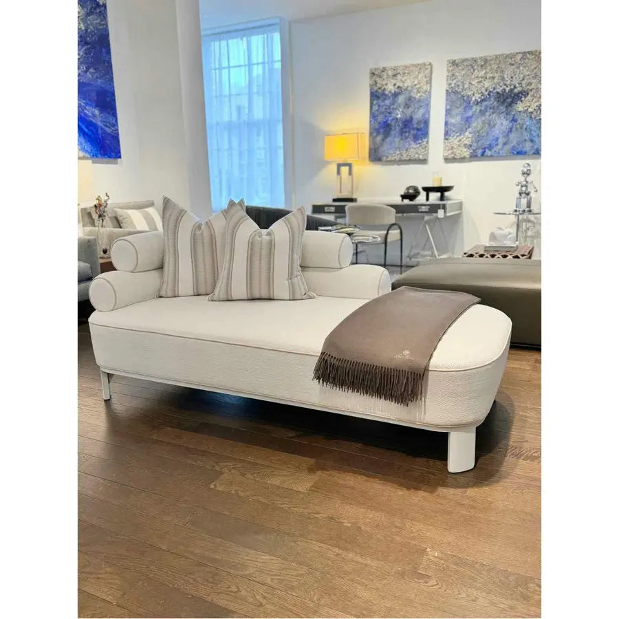 Elegant Modern Velvet Fabric Wood Frame Daybed Couch for Living Room