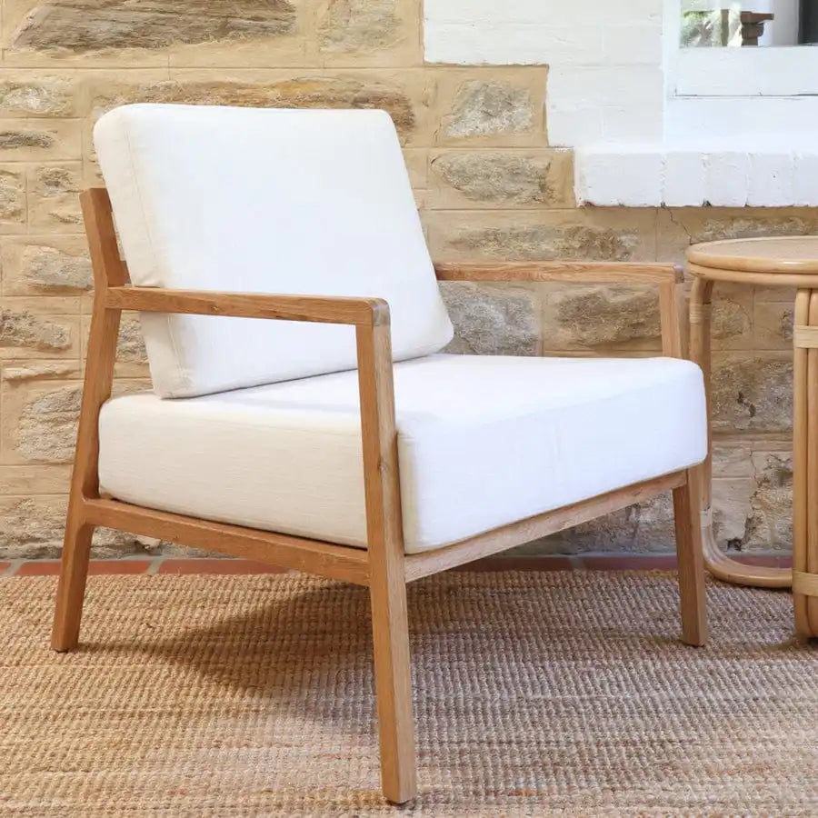 Luxurious Oak Wood Frame White Linen Modern Accent Armchair for Living Room