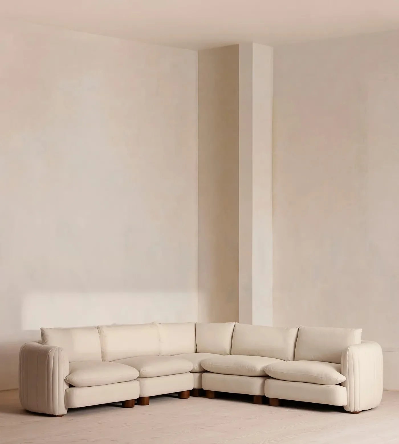 Elegant Modern Chesterfield Sofa Set: Velvet Upholstery, Solid Oak Frame
