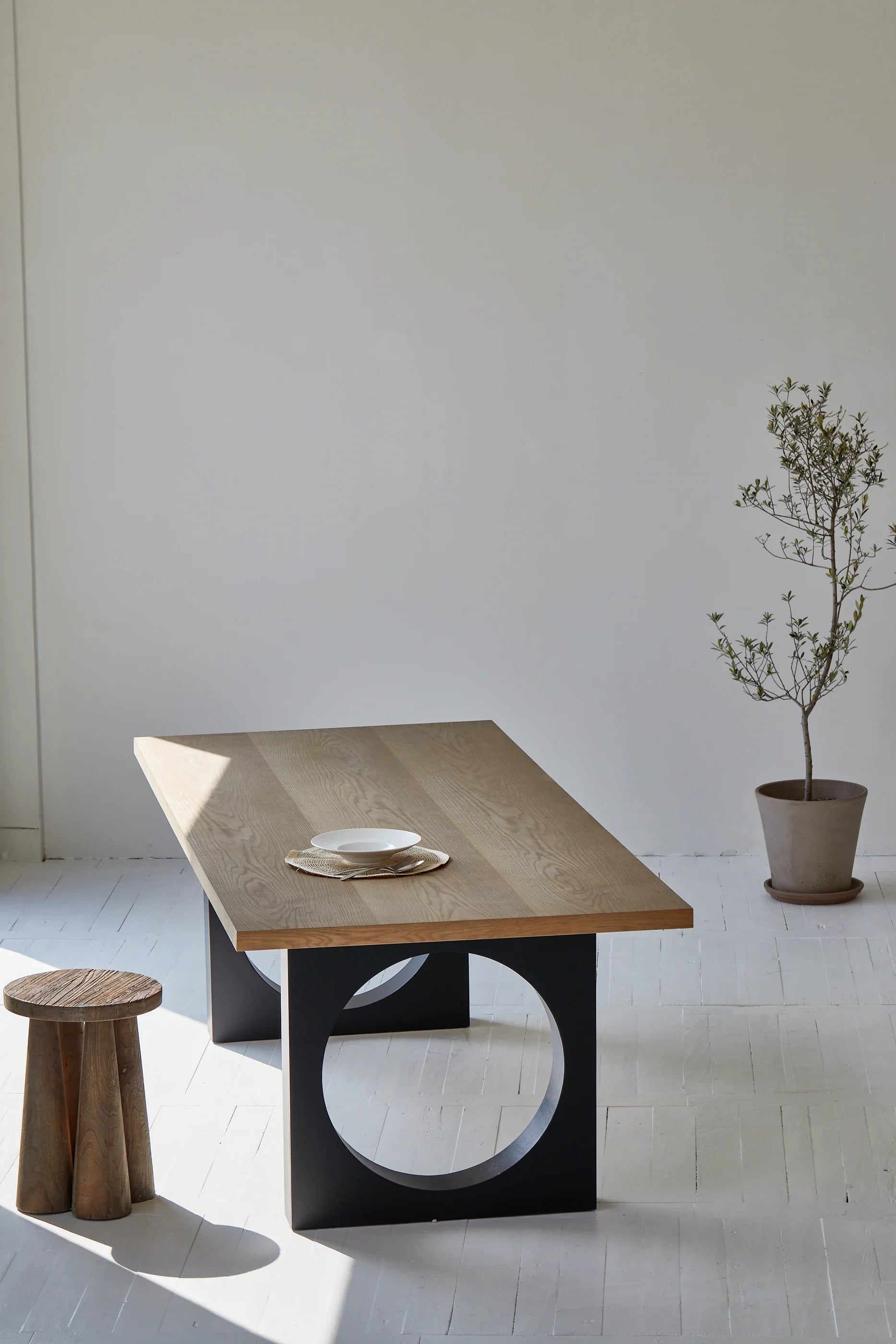 Elegant French Country Oak Plywood Dining Table | Modern Nordic Design, Foldable