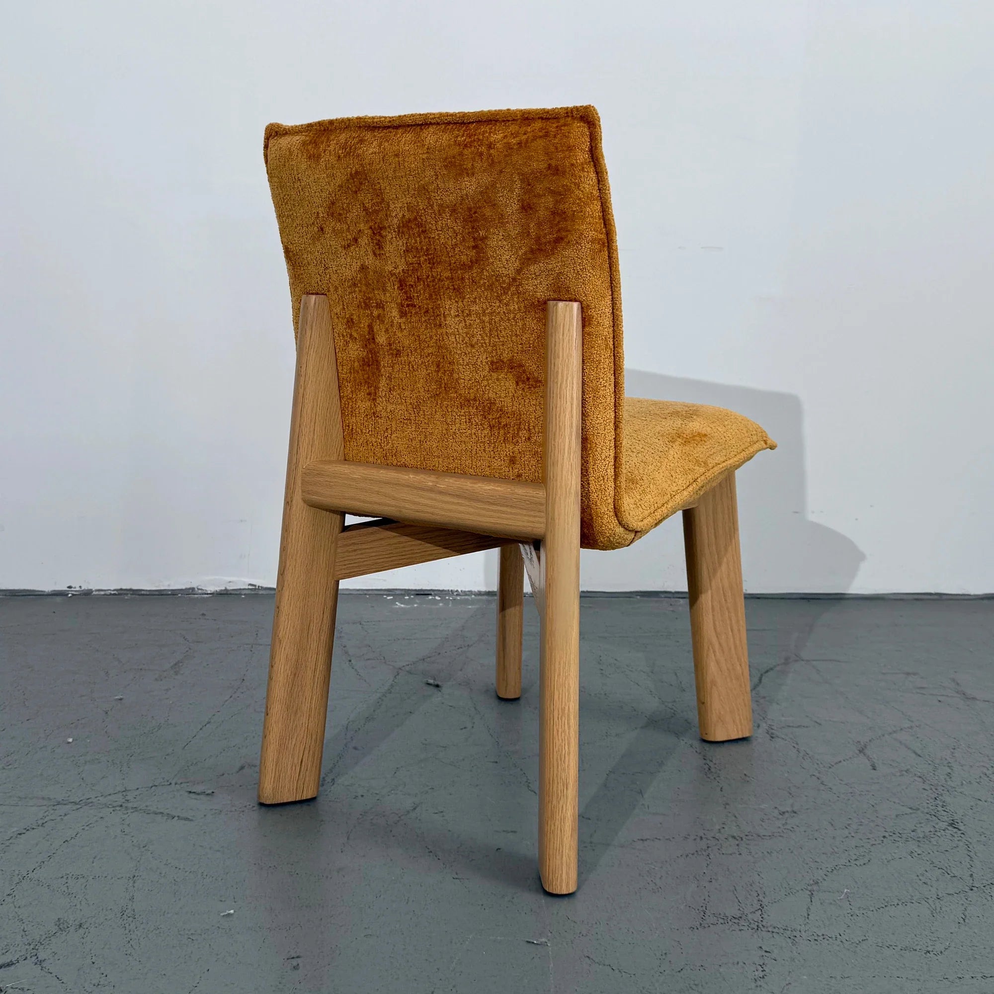 Modern Oak Wood Velvet Upholstered Armless Dining Chair for Elegant Homes