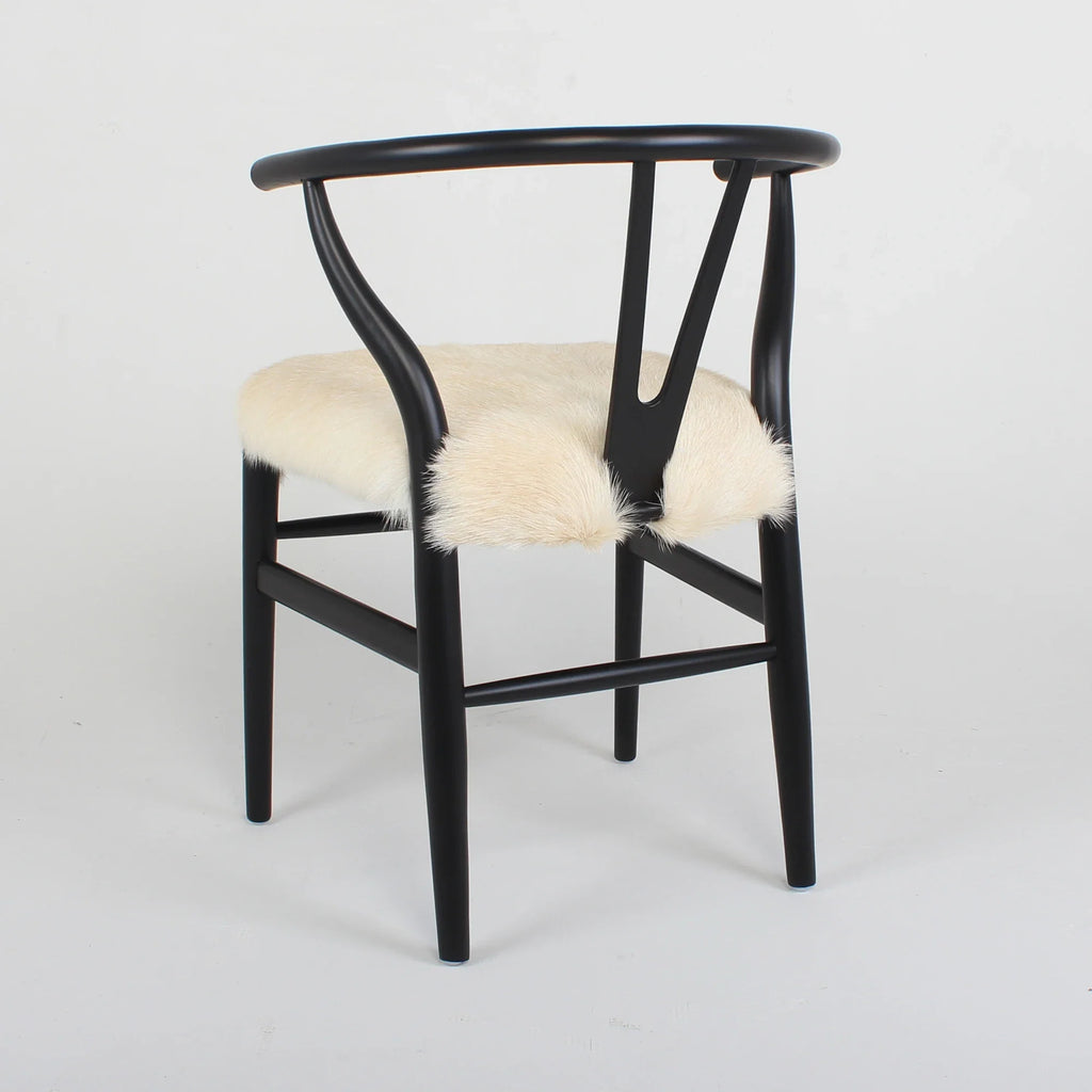Premium Natural Oak Wishbone Dining Chair with Luxurious Black Sheepskin Seat