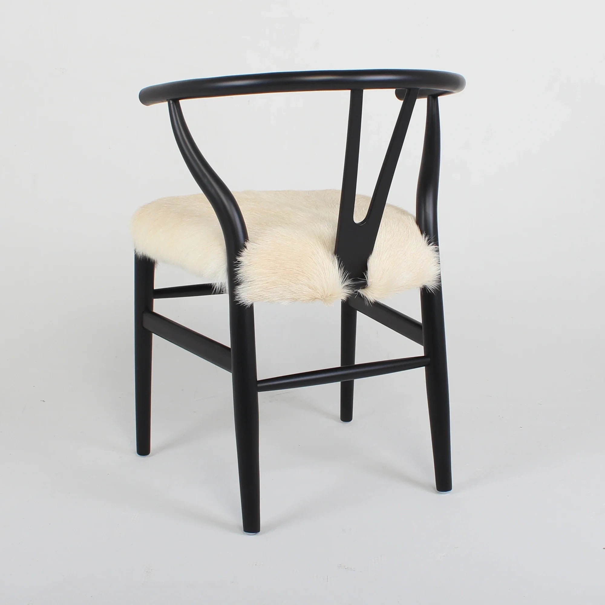 Premium Natural Oak Wishbone Dining Chair with Luxurious Black Sheepskin Seat