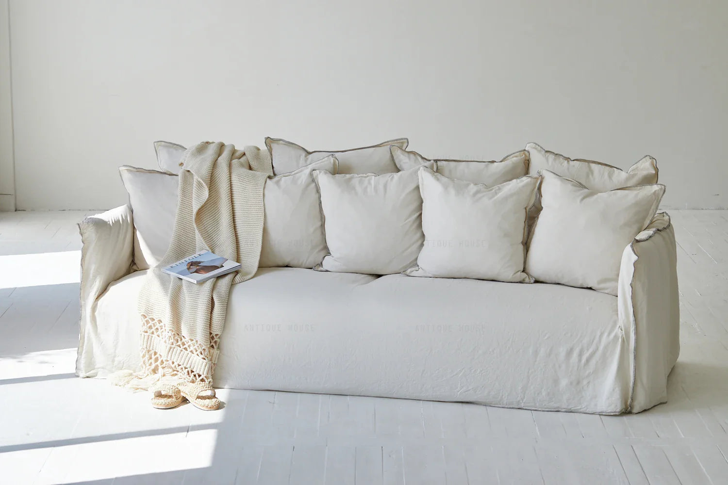 Minimalist Nordic Cloud Sectional Sofa: Modern Living Room Furniture Sleeper Couch Set