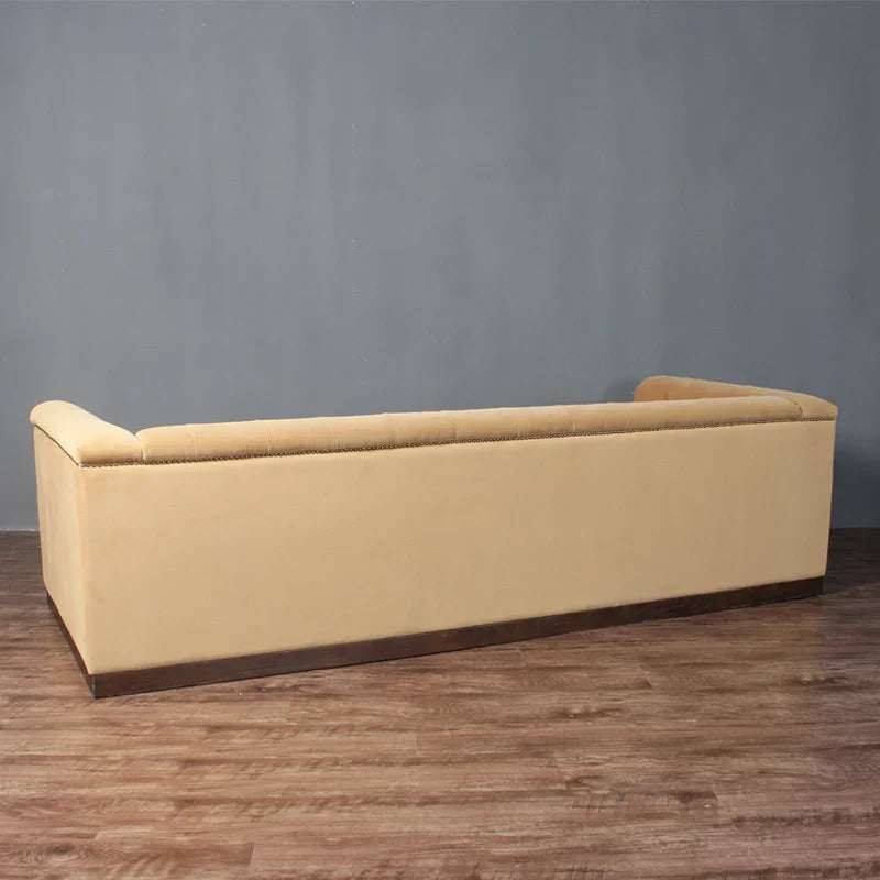 Luxurious Chesterfield Velvet Sofa Couch - Elegant Oak Wood Frame, 3-Seater