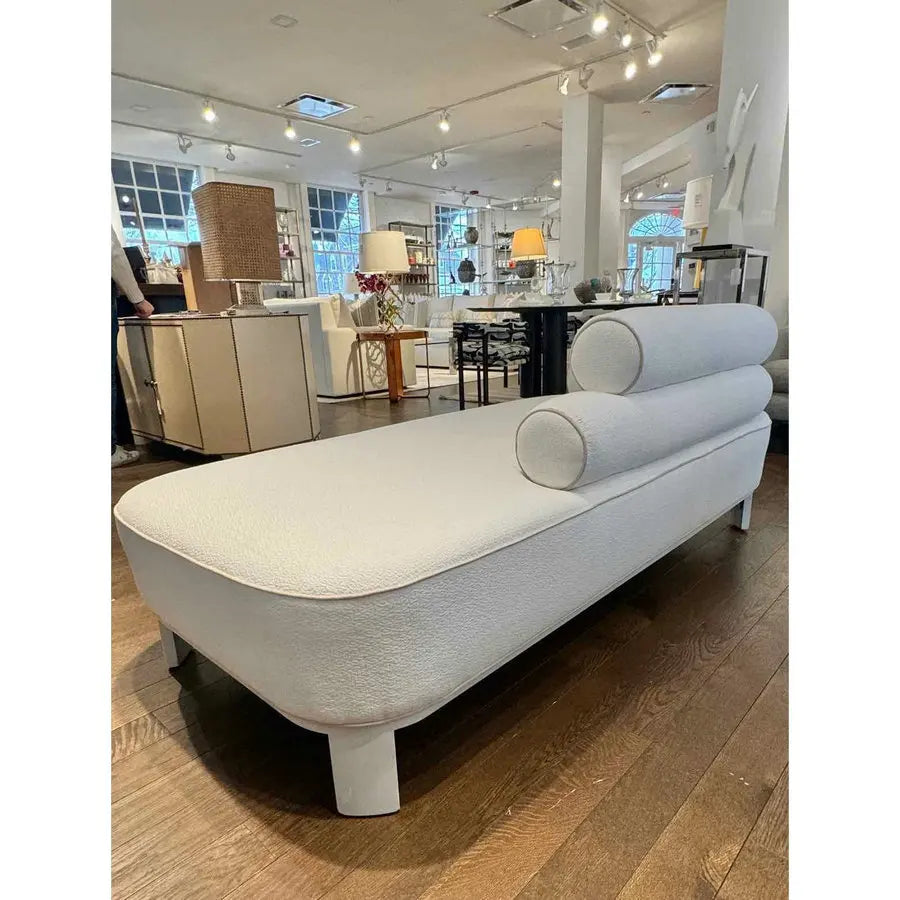 Elegant Modern Velvet Fabric Wood Frame Daybed Couch for Living Room
