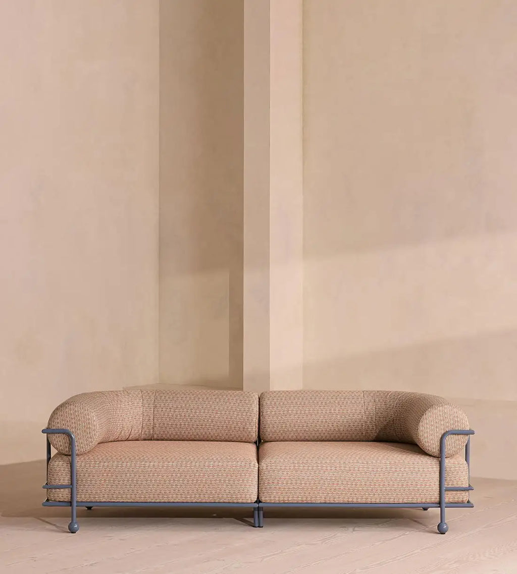 Modern Luxury Fabric Chaise Lounge Sofa with Sturdy Oak Wood Legs