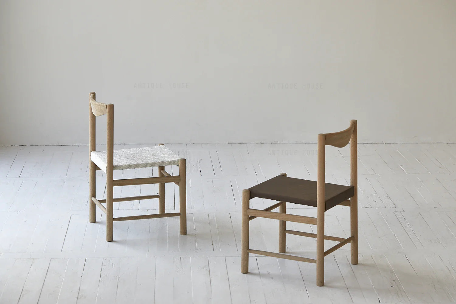 Elegant Solid Oak Wood Dining Chair with Japandi Wabi-Sabi Design and Comfortable Upholstery
