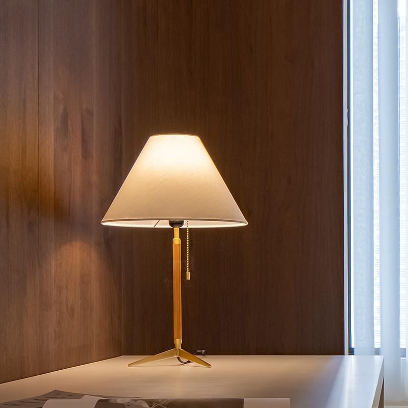 Jean Nordic Retro Pleated Table Lamp