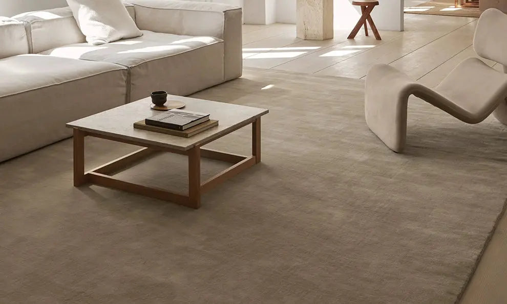 Florian Retro Solid Color Carpet – Handmade Minimalist Design