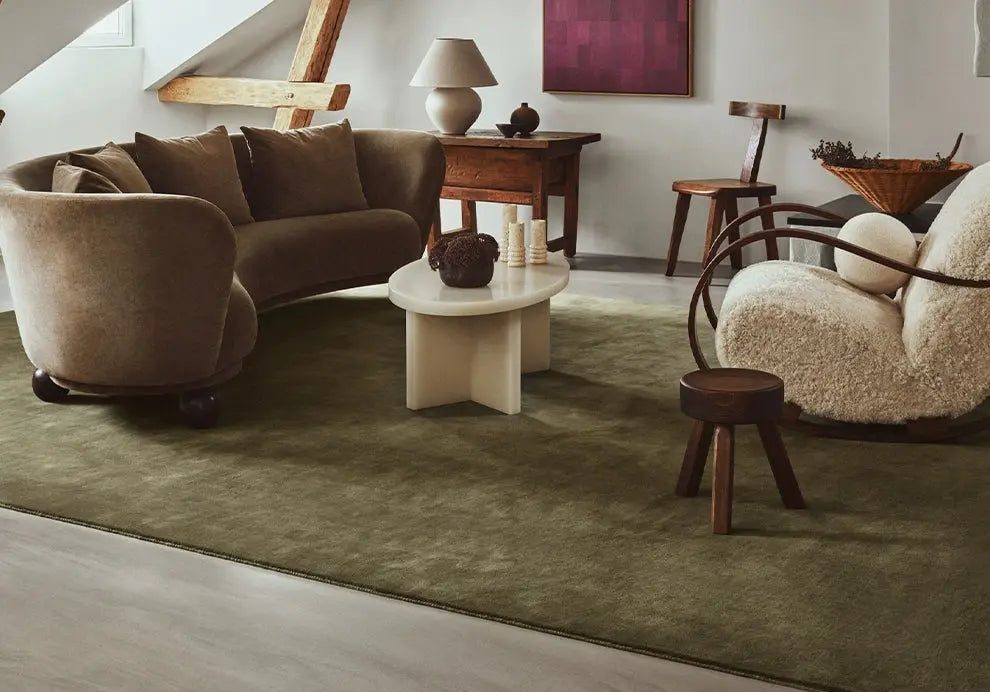 Florian Retro Solid Color Carpet – Handmade Minimalist Design