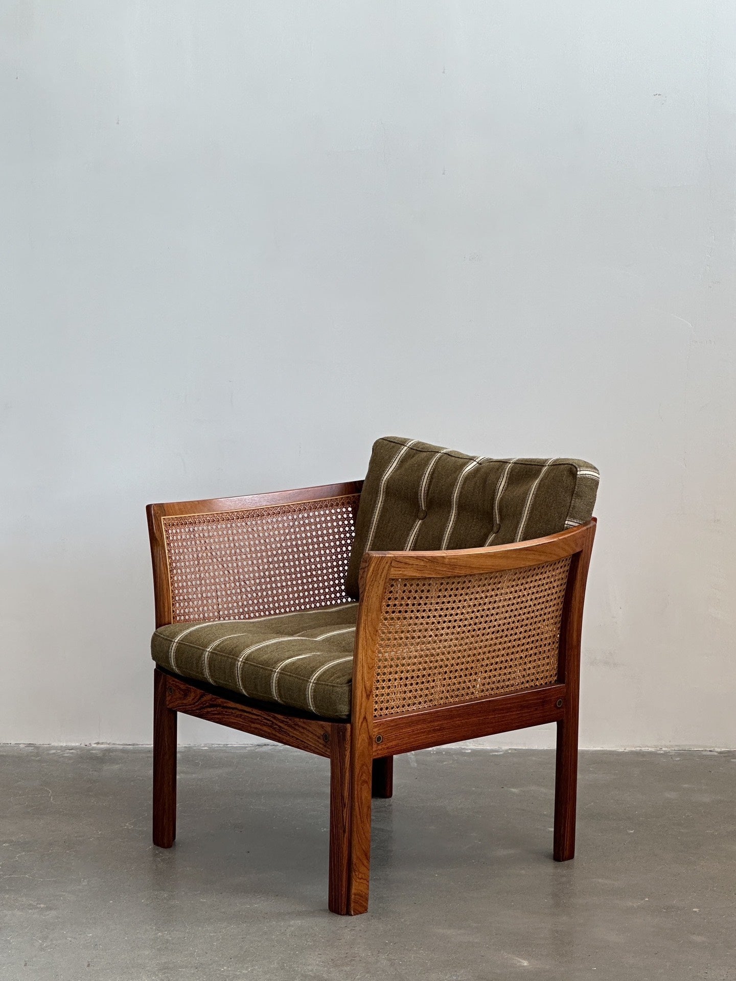 Plexus Armchair: Single Sofa Rattan Leisure Chair by Illum Wikkelsø