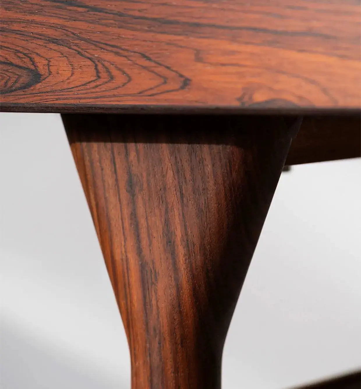 Orion Retro Design Cherry Wood Desk