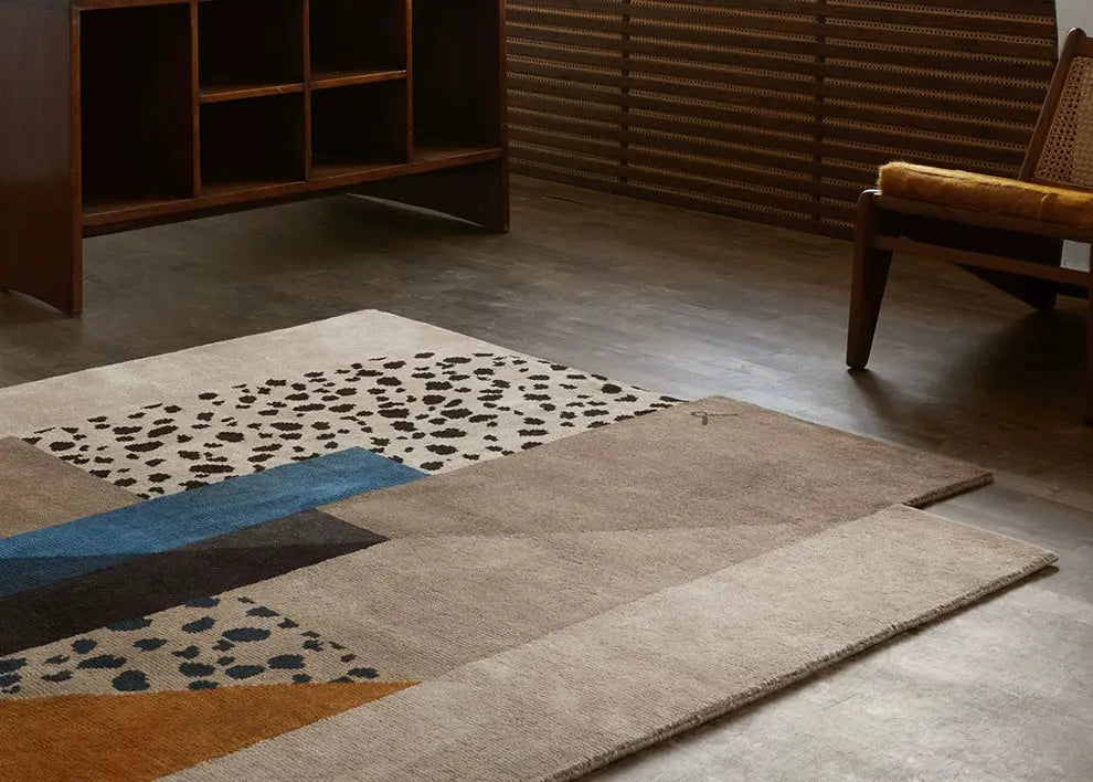 Basilien Handmade Irregular Shaped Carpet – Stylish Retro Design