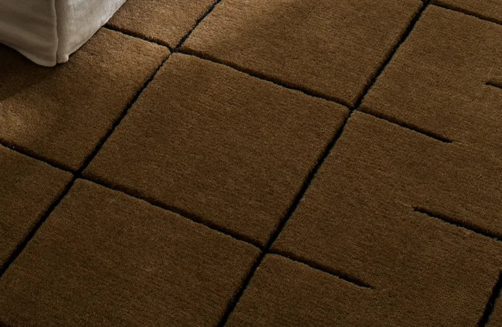 Eliezer Handmade Medieval Retro Chessboard Carpet – Luxurious High-End Design