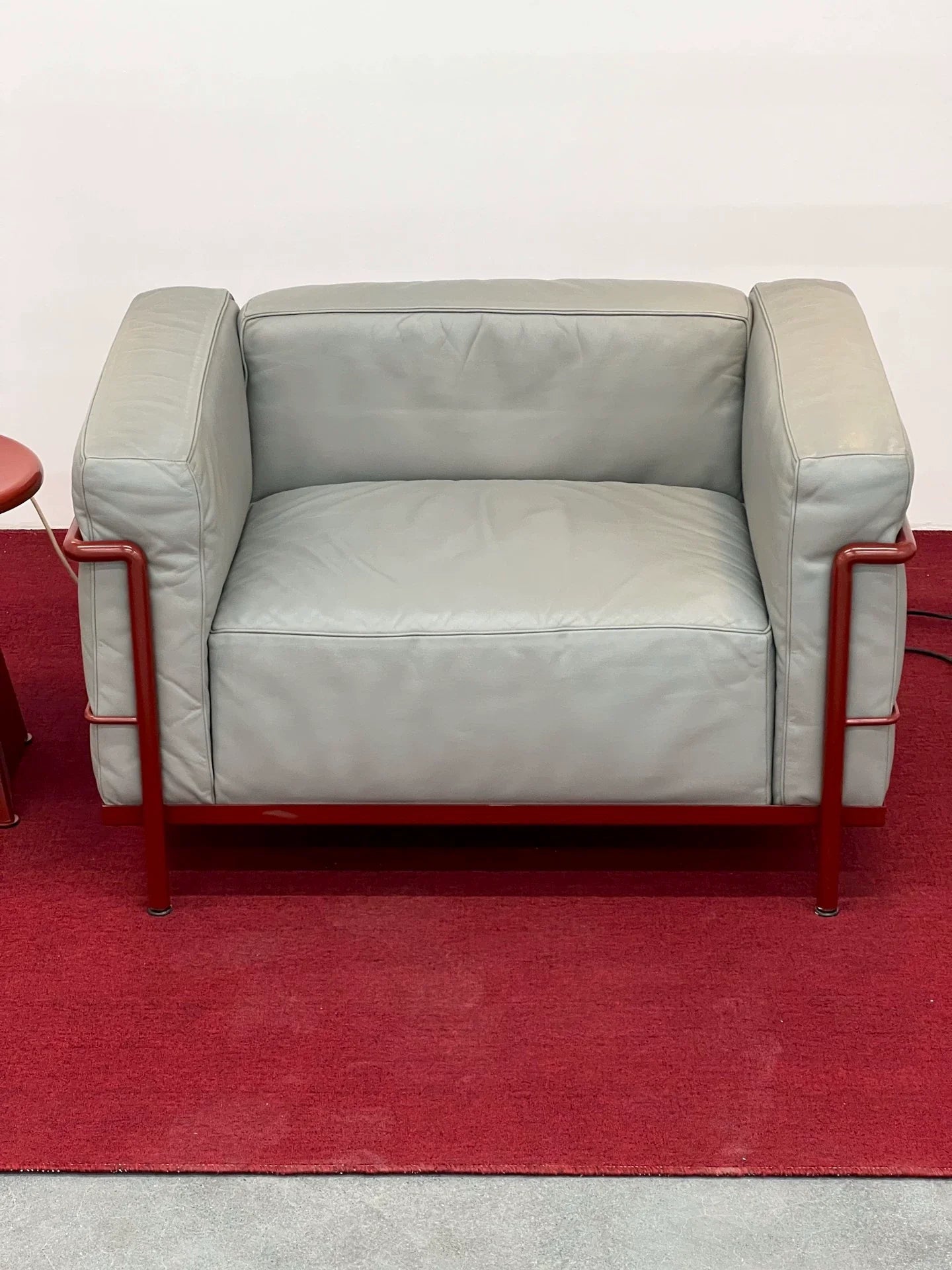 Vintage Italian Cassina LC3 Single Armchair Sofa, Gray Leather, Red Frame, Iconic Design